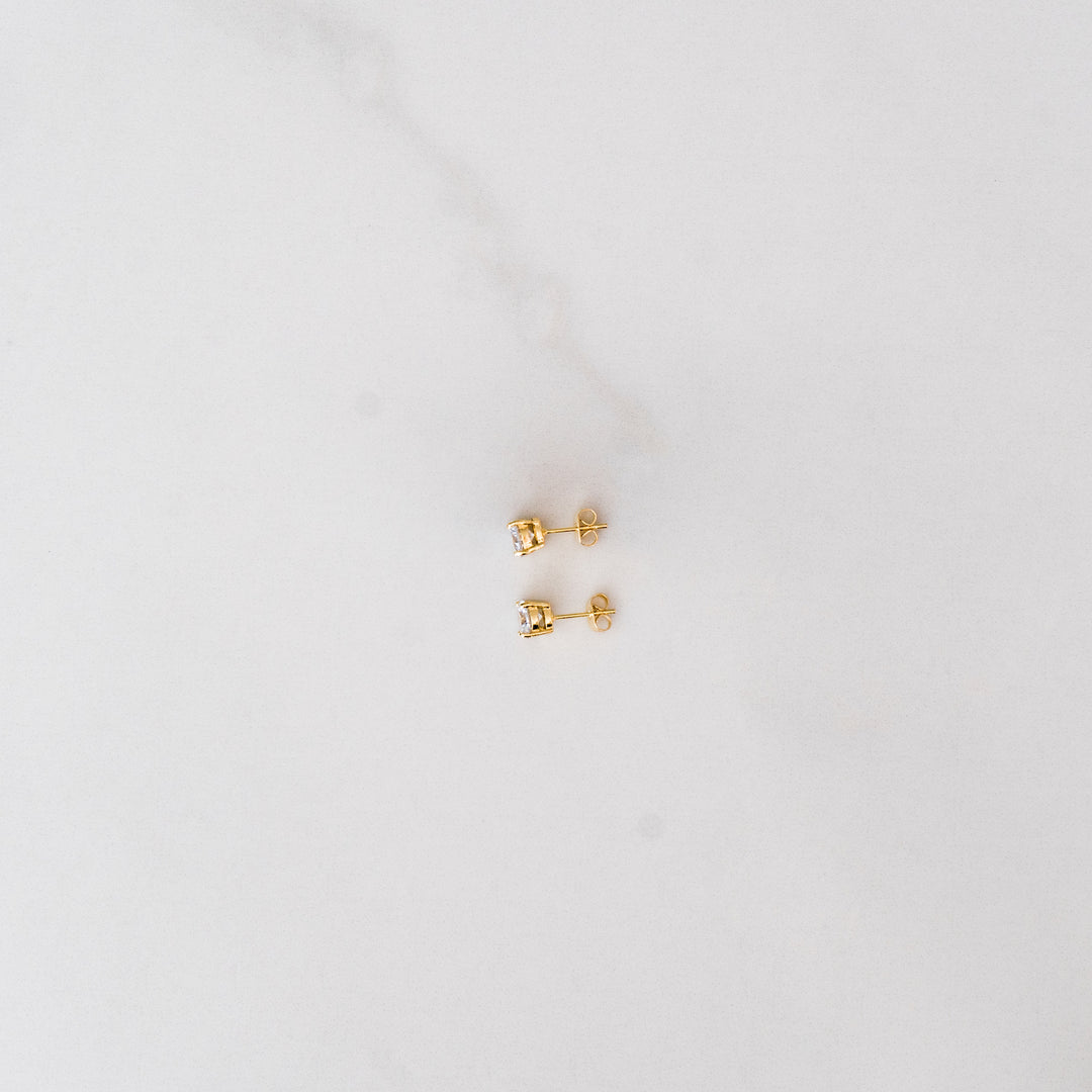 Solitaire Round Stud Earrings - Gold (Pair)