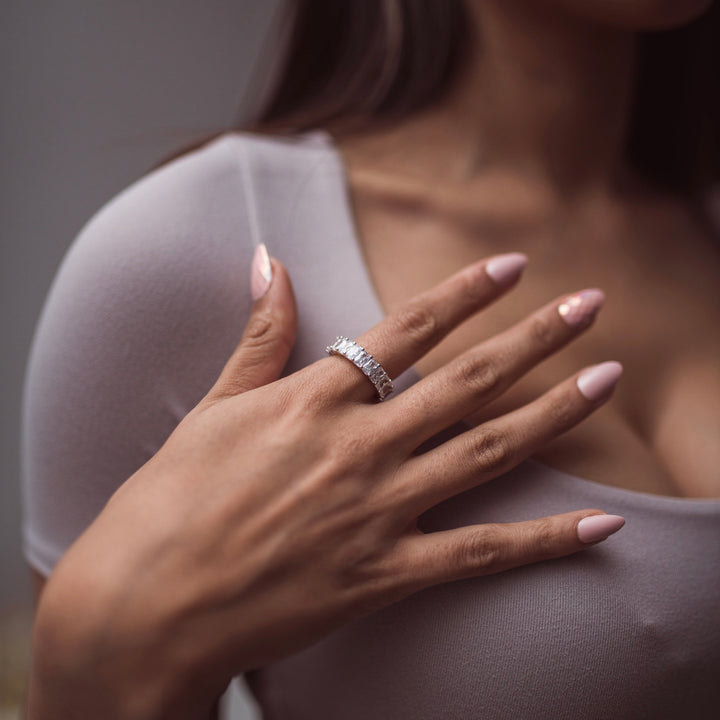 Tasneem Wearing The Baguette Ring - White Gold