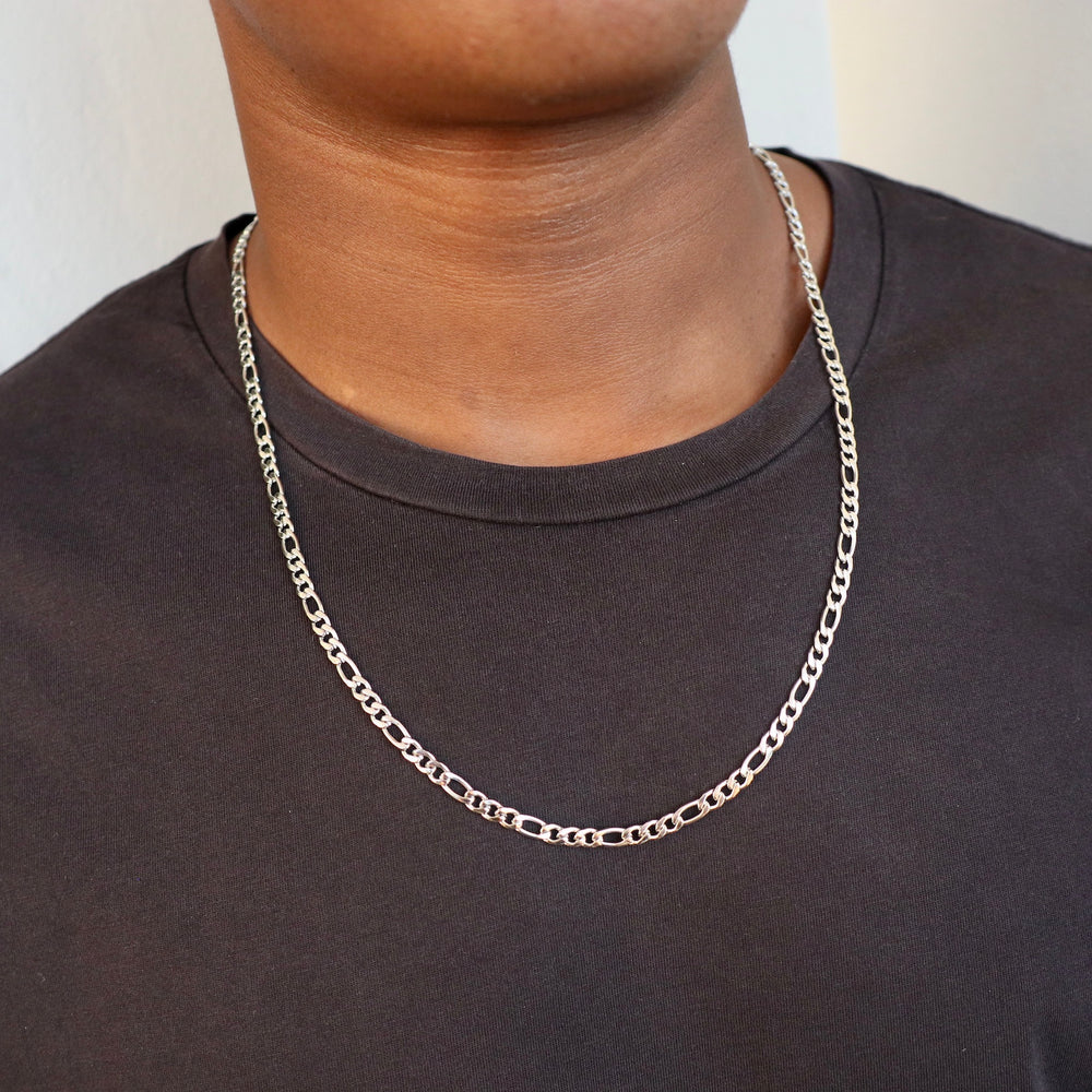 Model Wears The Figaro Chain - Silver