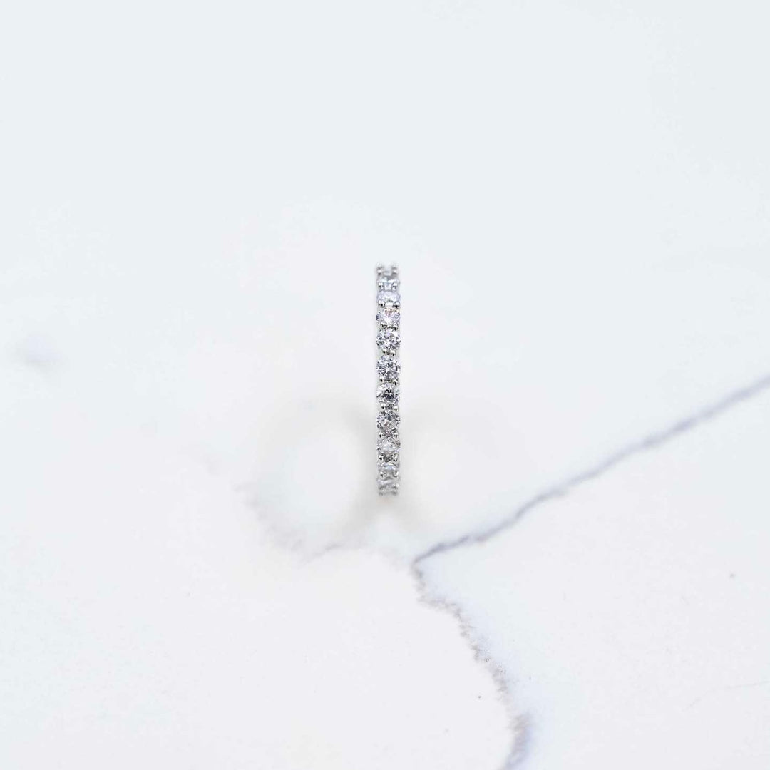 Solitaire Ring - White Gold (3mm) on White Marble